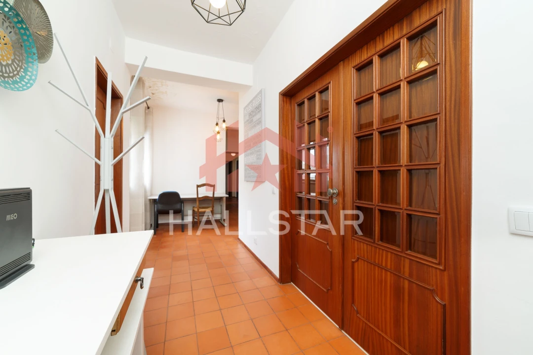 Apartamento T5 para Venda em Leiria, Pousos, Barreira e Cortes Foto 1