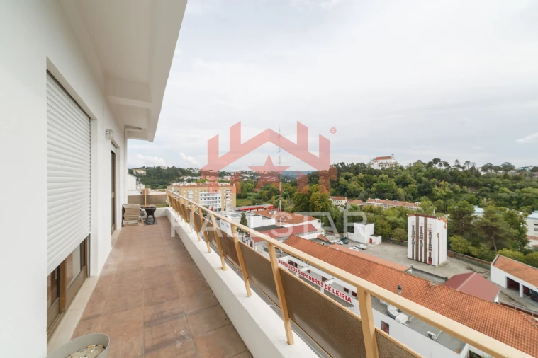 Apartamento T5 para Venda em Leiria, Pousos, Barreira e Cortes Foto 19