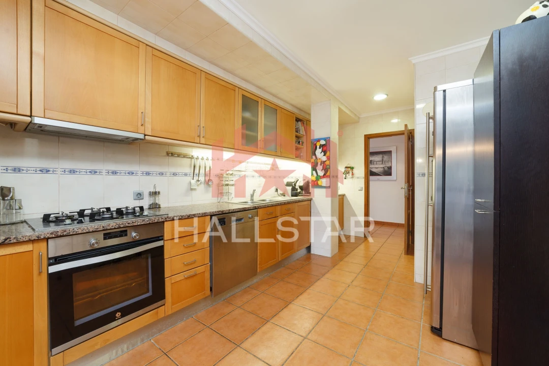 Apartamento T4 para Venda em Leiria, Pousos, Barreira e Cortes Foto 10