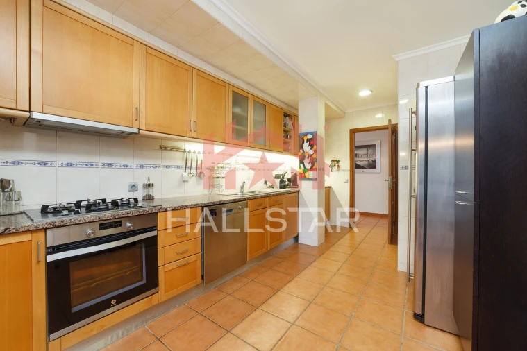 Apartamento T4 para Venda em Leiria, Pousos, Barreira e Cortes Foto 10