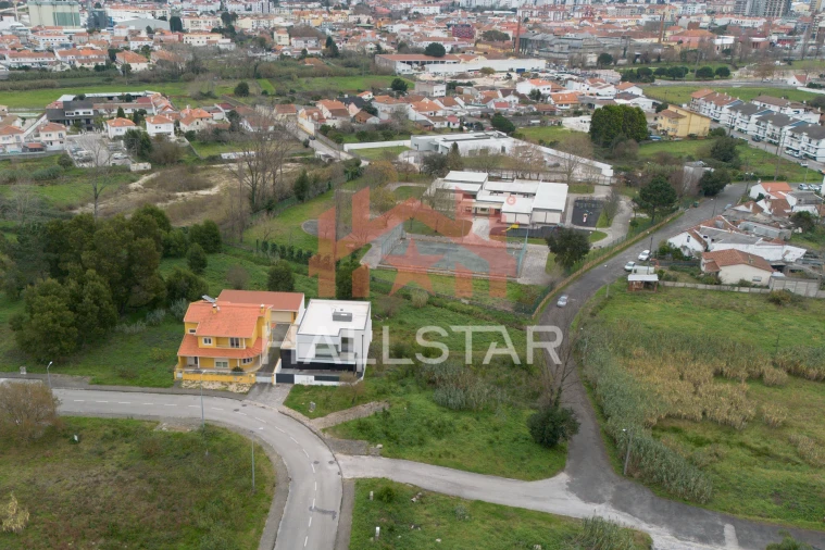 Terreno para Venda em Marinha Grande Foto 6