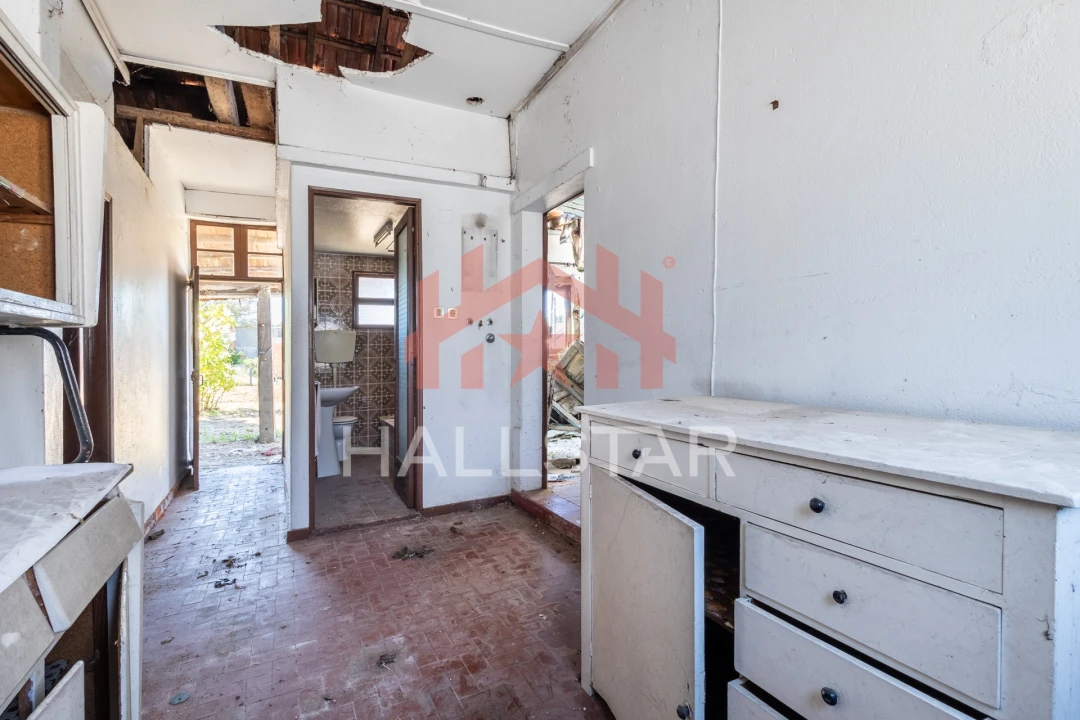 Moradia T4 para Venda em Marrazes e Barosa Foto 4