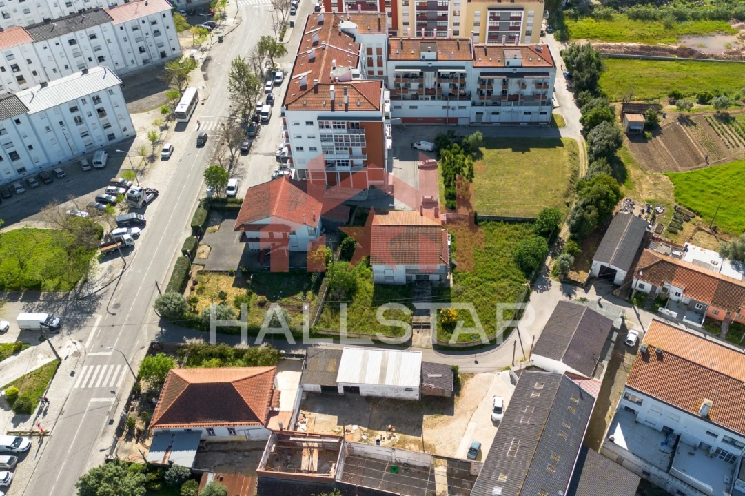 Moradia T4 para Venda em Marrazes e Barosa Foto 16