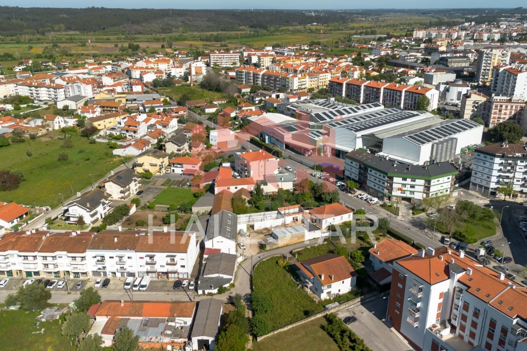Moradia T4 para Venda em Marrazes e Barosa Foto 38