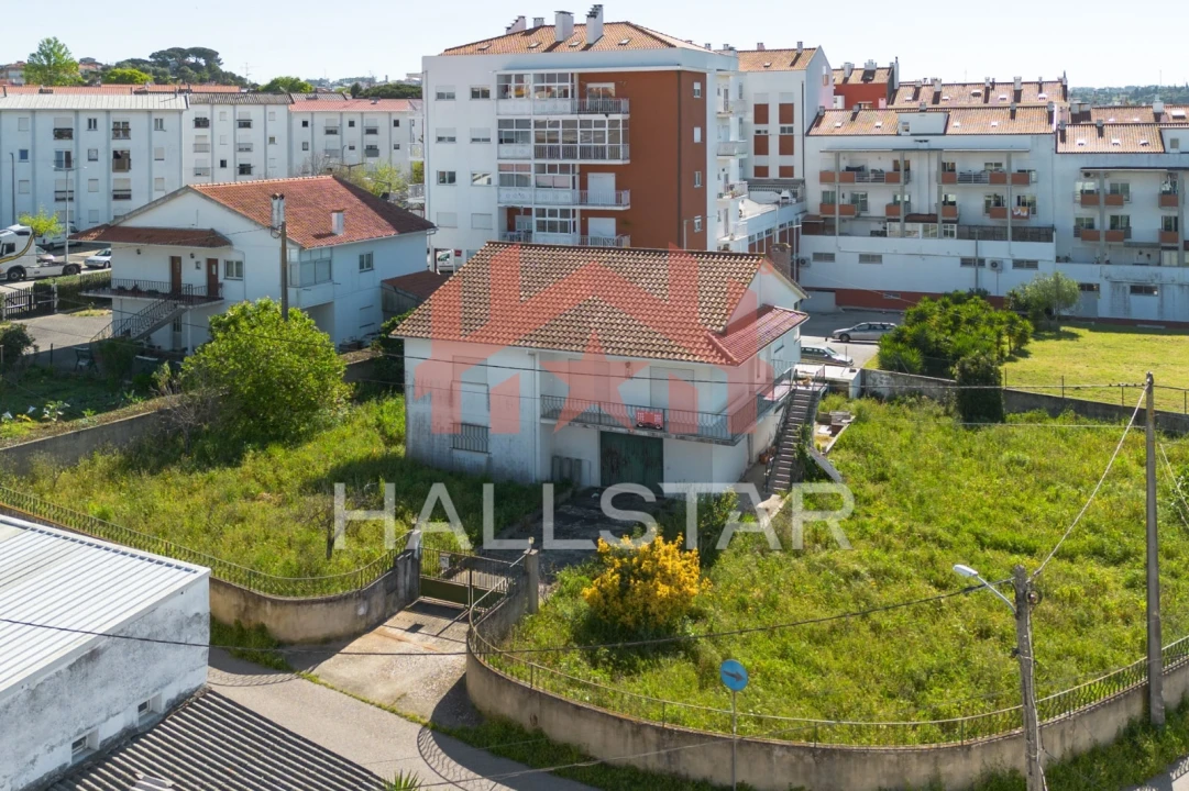 Moradia T4 para Venda em Marrazes e Barosa Foto 2