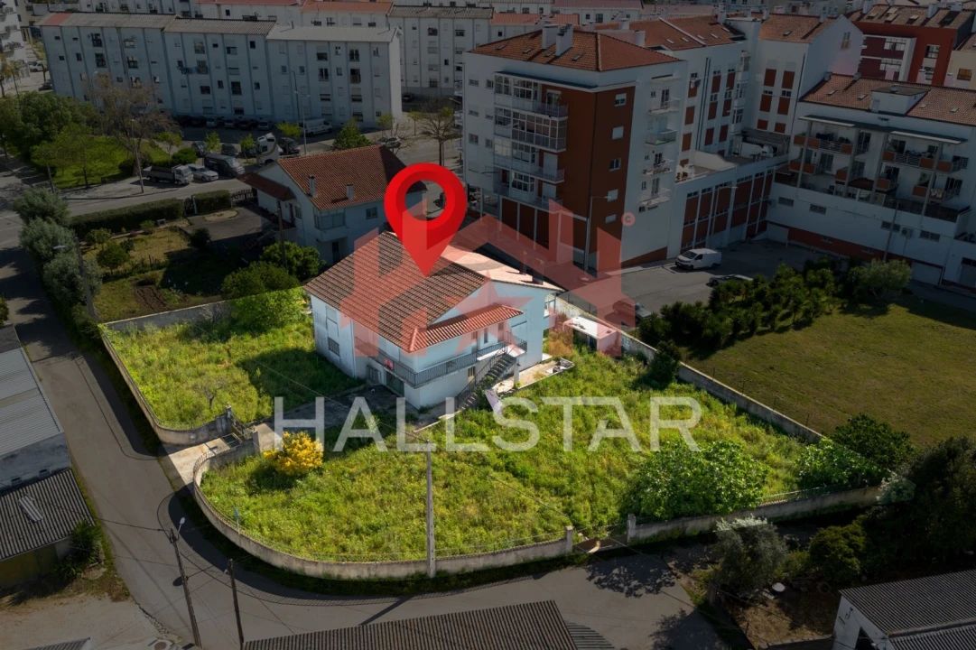 Moradia T4 para Venda em Marrazes e Barosa Foto 9