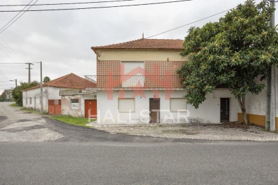 Moradia T3 para Venda em Pedreiras