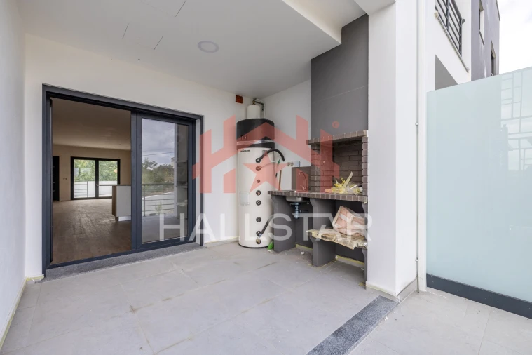 Apartamento T3 para Venda em Leiria, Pousos, Barreira e Cortes Foto 11