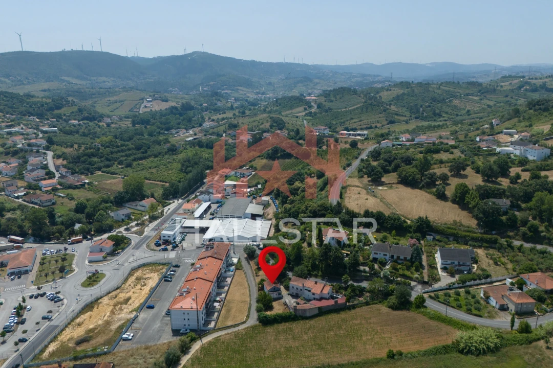 Moradia T3 para Venda em Leiria, Pousos, Barreira e Cortes Foto 24