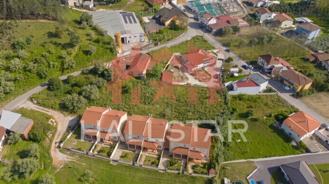 Terreno para Venda em Colmeias e Memória Foto 1