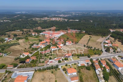 Armazém para Venda em Aljubarrota