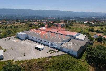 Armazém para Venda em Aljubarrota