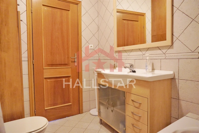 Apartamento T2 para Venda em Nazare Foto 16