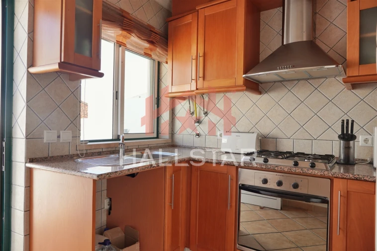 Apartamento T2 para Venda em Nazare Foto 7
