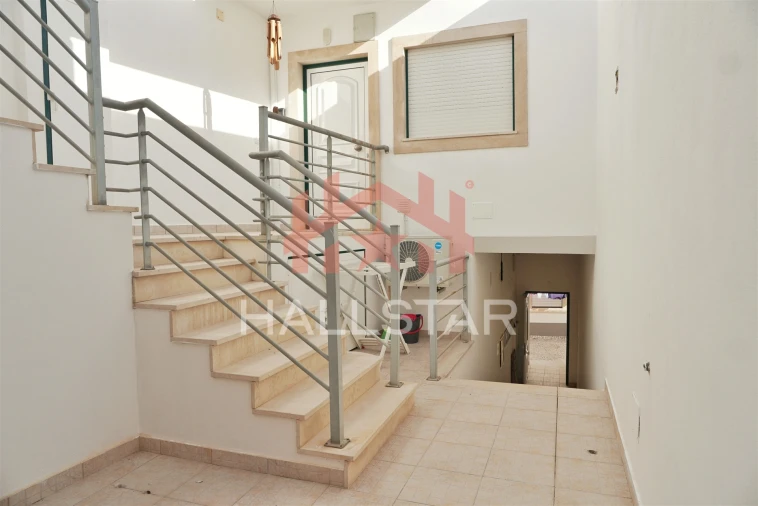 Apartamento T2 para Venda em Nazare Foto 4