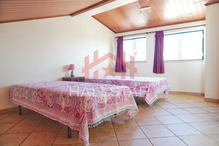 Apartamento T2 para Venda em Nazare Foto 18