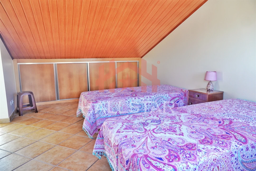 Apartamento T2 para Venda em Nazare Foto 20