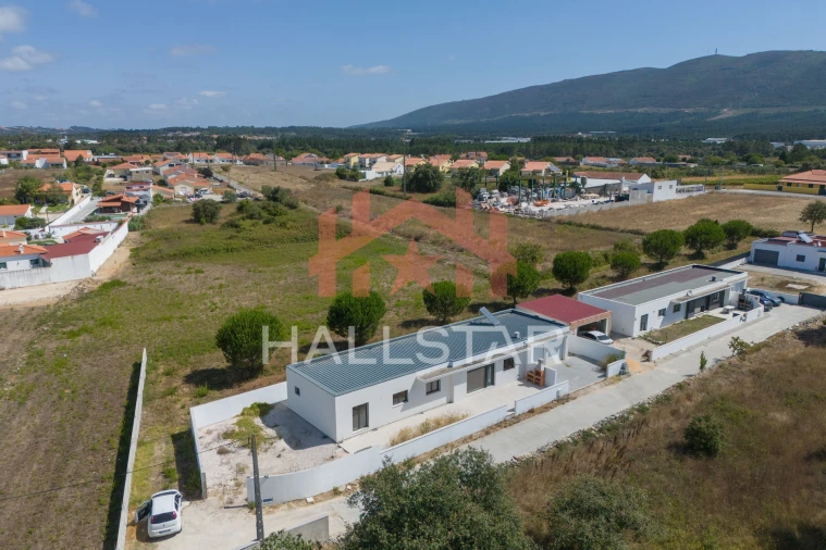 Moradia T3 para Venda em Aljubarrota Foto 34