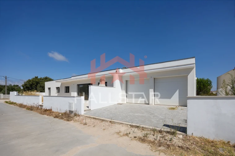 Moradia T3 para Venda em Aljubarrota Foto 30