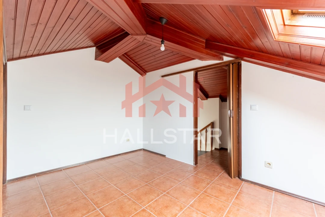 Prédio para Venda em Leiria, Pousos, Barreira e Cortes Foto 39