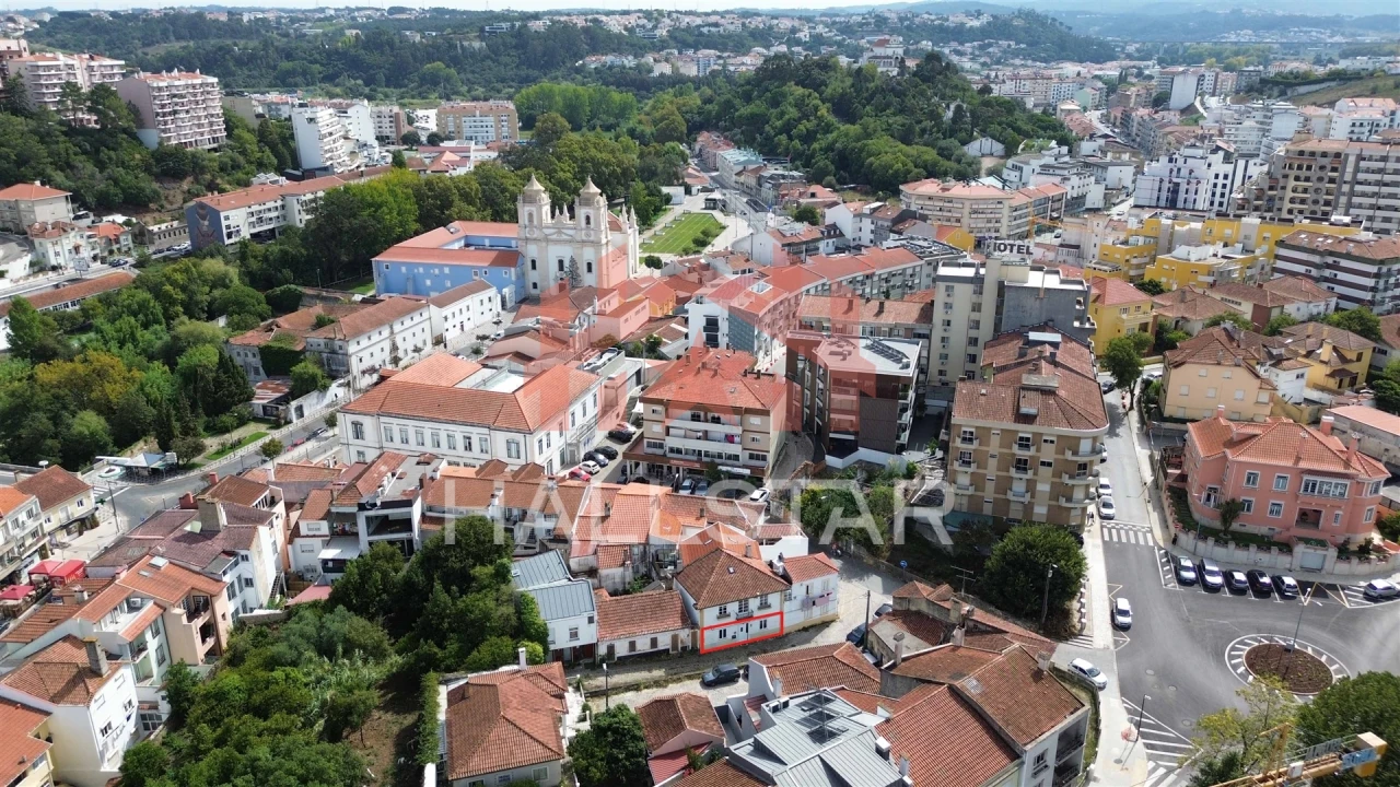 Prédio para Venda em Leiria, Pousos, Barreira e Cortes Foto 21