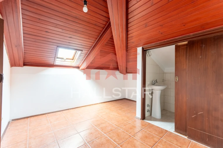 Prédio para Venda em Leiria, Pousos, Barreira e Cortes Foto 42