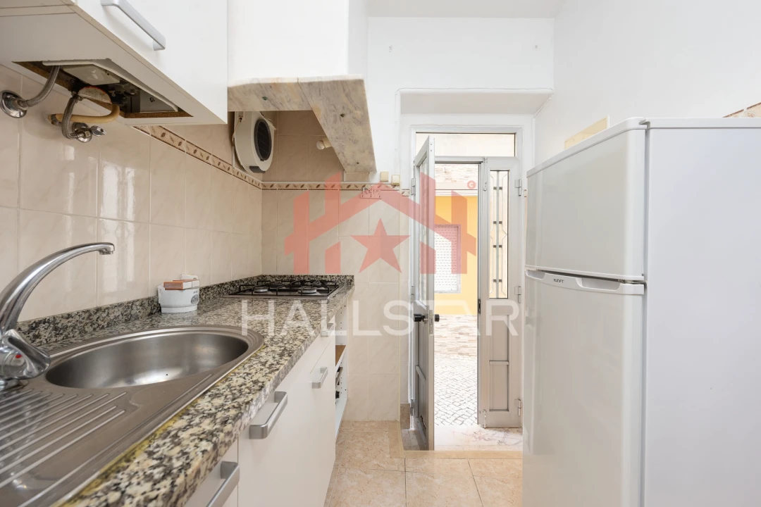 Apartamento T2 para Venda em Nazare Foto 4
