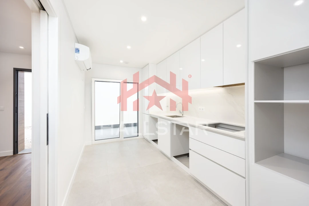 Moradia T3 para Venda em Leiria, Pousos, Barreira e Cortes Foto 10