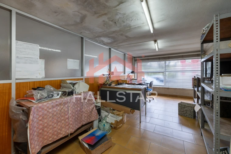 Loja para Arrendamento em Leiria, Pousos, Barreira e Cortes Foto 9