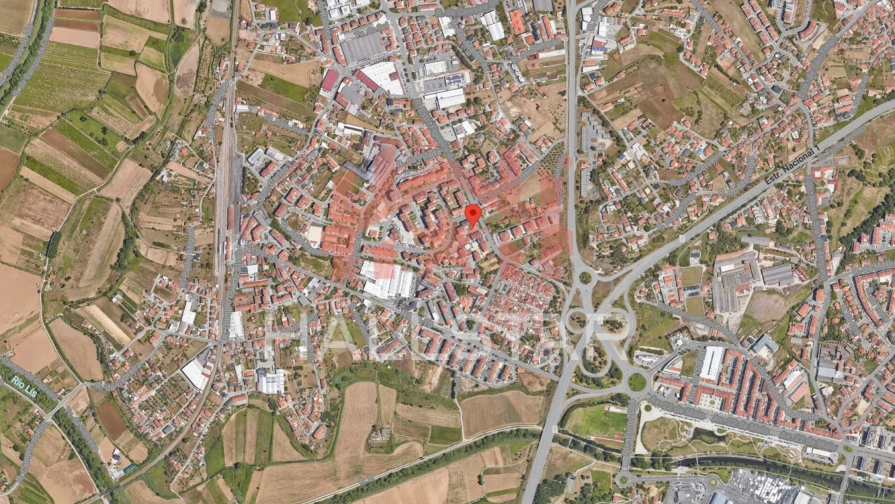 Loja para Arrendamento em Leiria, Pousos, Barreira e Cortes Planta 2