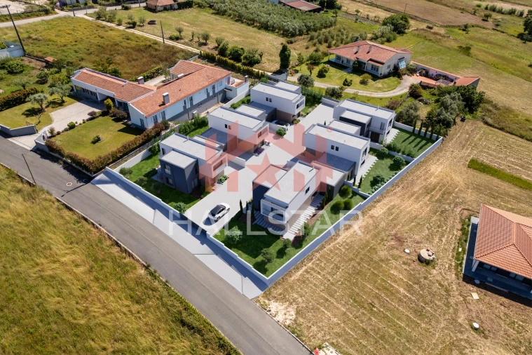 Moradia T3 para Venda em Maceira Foto 40
