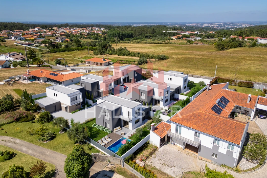 Moradia T3 para Venda em Maceira Foto 52