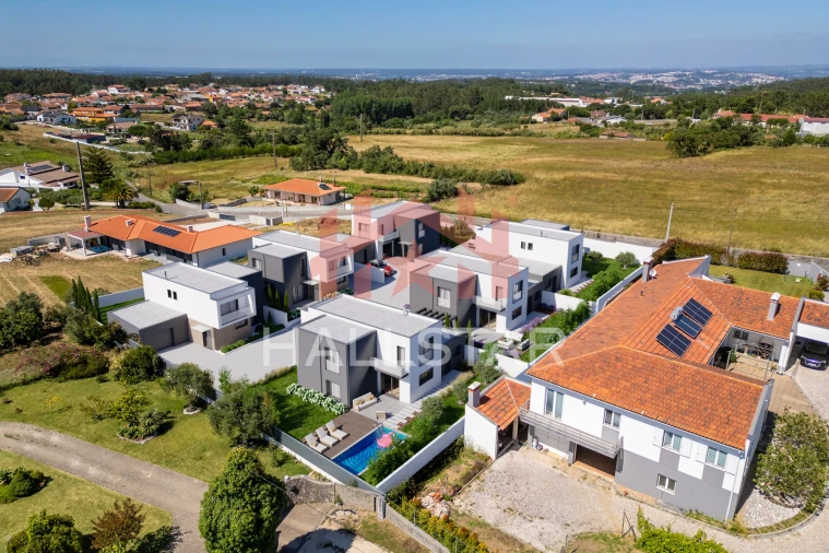 Moradia T3 para Venda em Maceira Foto 52