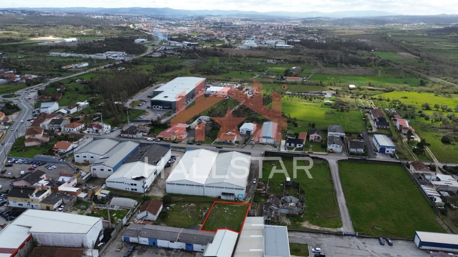 Terreno para Venda em Regueira de Pontes