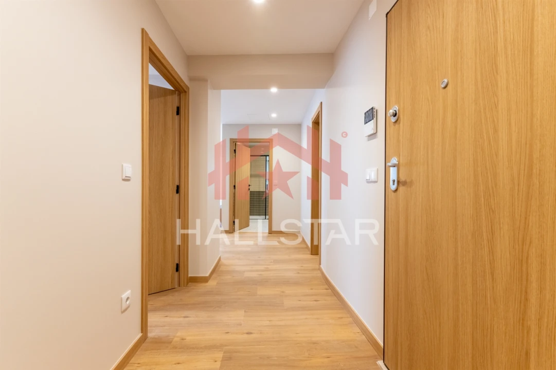 Apartamento T1 para Venda em Leiria, Pousos, Barreira e Cortes Foto 13