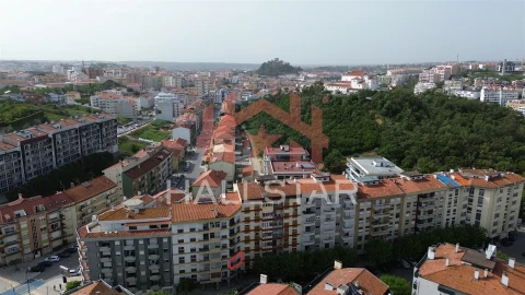 Apartamento T2 para Venda em Leiria, Pousos, Barreira e Cortes