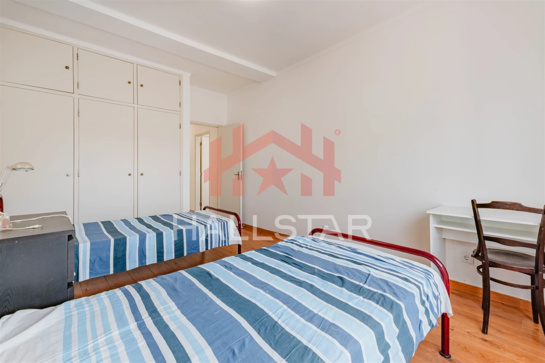 Apartamento T2 para Venda em Leiria, Pousos, Barreira e Cortes Foto 11
