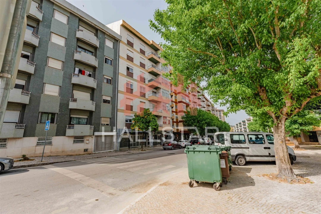 Apartamento T2 para Venda em Leiria, Pousos, Barreira e Cortes Foto 21