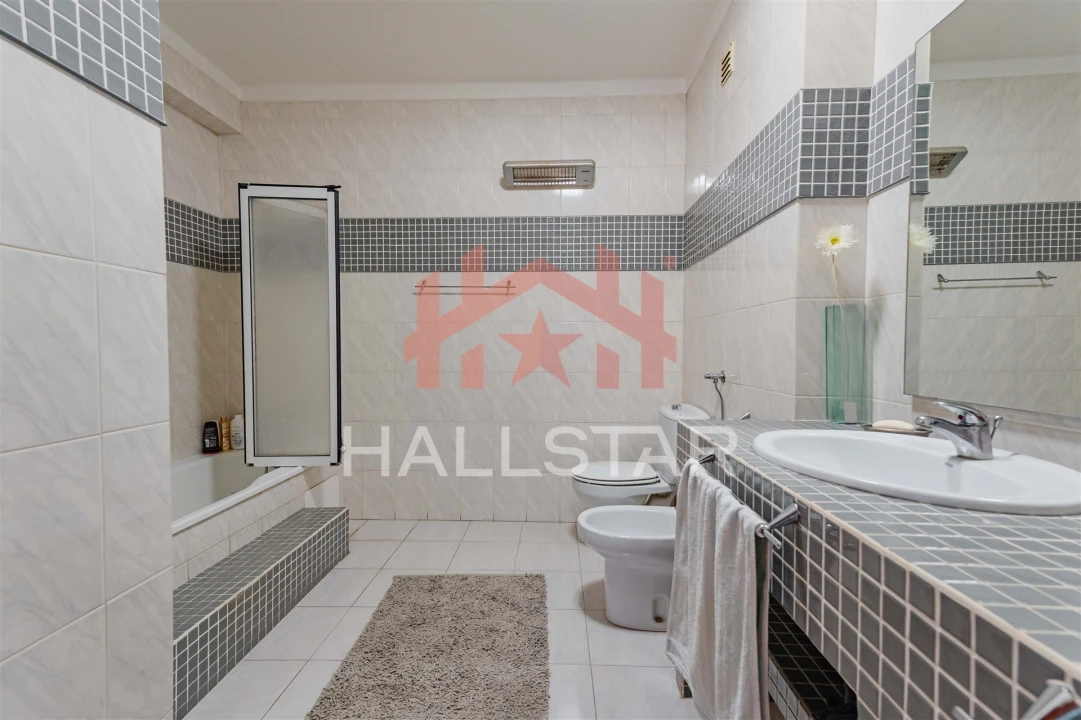 Apartamento T3 para Venda em Leiria, Pousos, Barreira e Cortes Foto 18