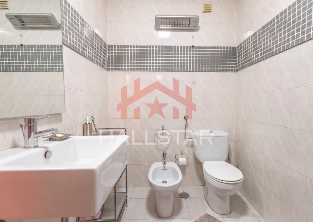 Apartamento T3 para Venda em Leiria, Pousos, Barreira e Cortes Foto 24