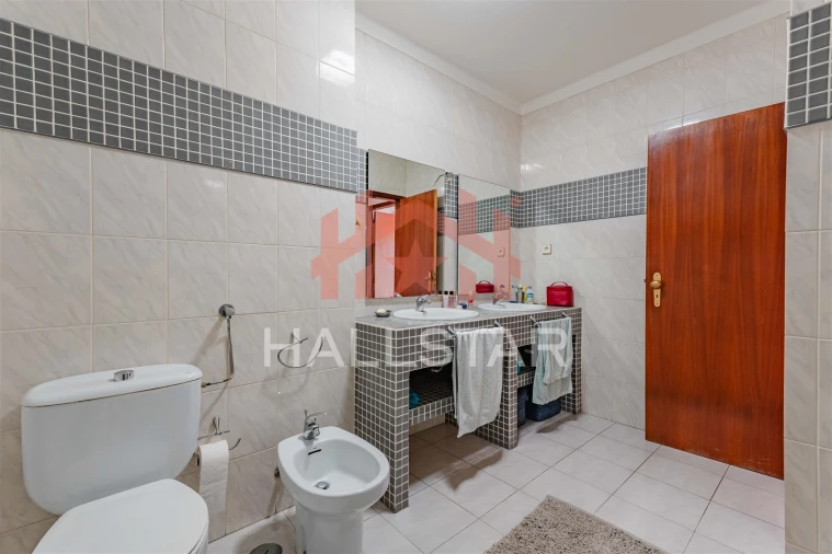 Apartamento T3 para Venda em Leiria, Pousos, Barreira e Cortes Foto 20