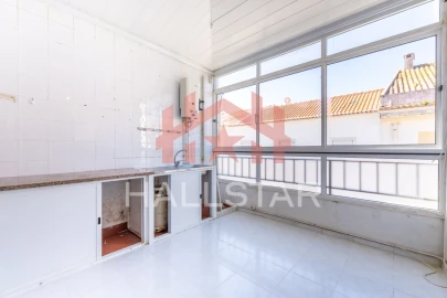 Apartamento T3 para Venda em Nazare