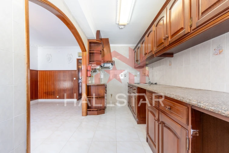 Apartamento T3 para Venda em Nazare Foto 6