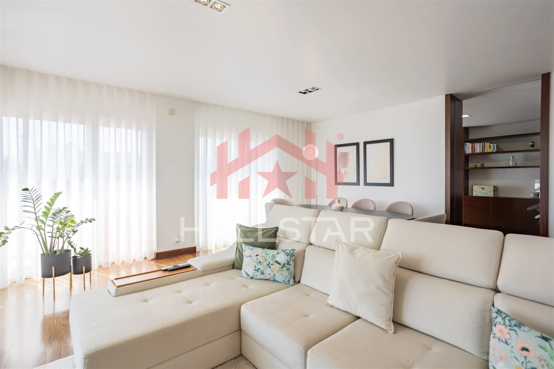 Apartamento T4 para Venda em Leiria, Pousos, Barreira e Cortes Foto 1