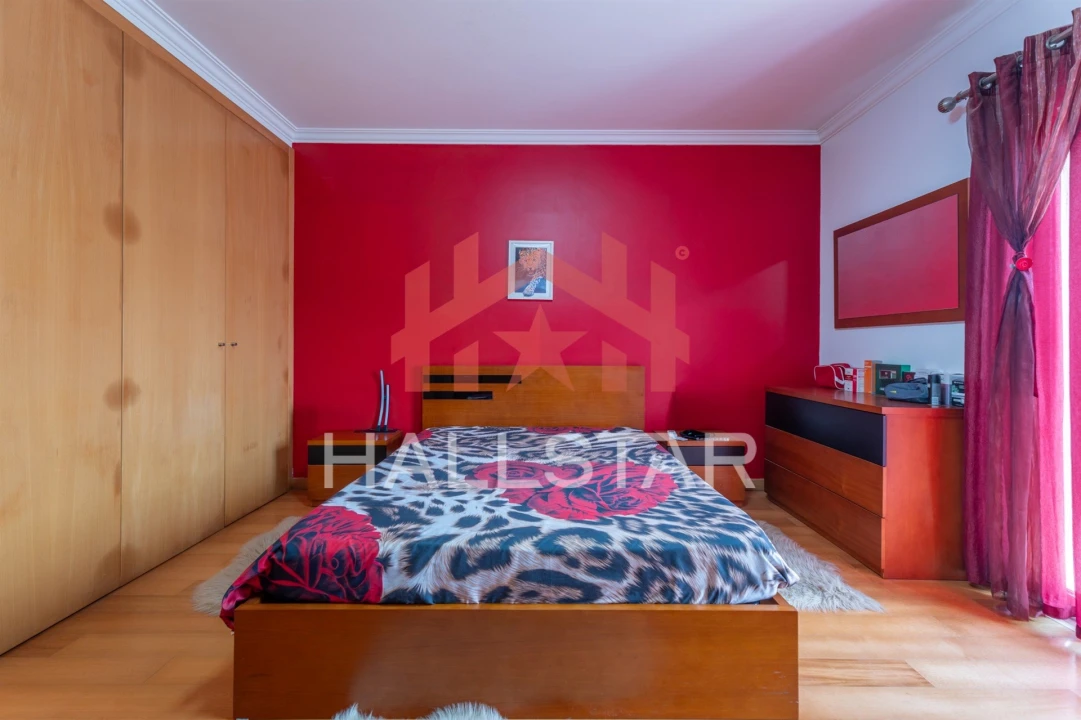 Moradia T4 para Venda em Leiria, Pousos, Barreira e Cortes Foto 16