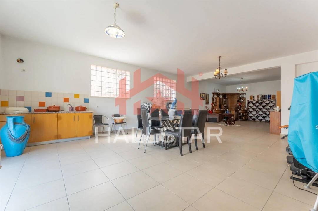 Moradia T4 para Venda em Leiria, Pousos, Barreira e Cortes Foto 24