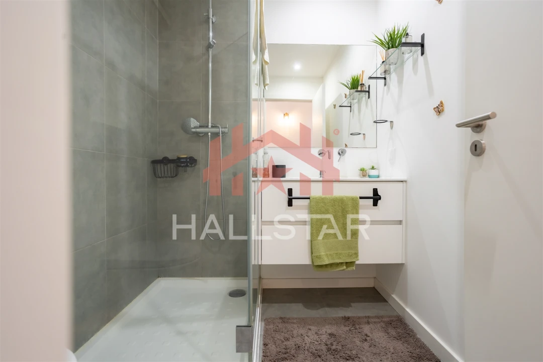 Apartamento T2 para Venda em Leiria, Pousos, Barreira e Cortes Foto 8