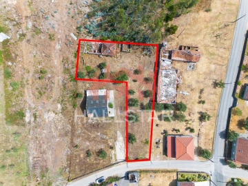 Moradia T2 para Venda em Rio de Couros e Casal dos Bernardos