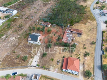 Moradia T2 para Venda em Rio de Couros e Casal dos Bernardos