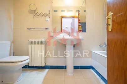Apartamento T4 para Venda em Pataias e Martingança